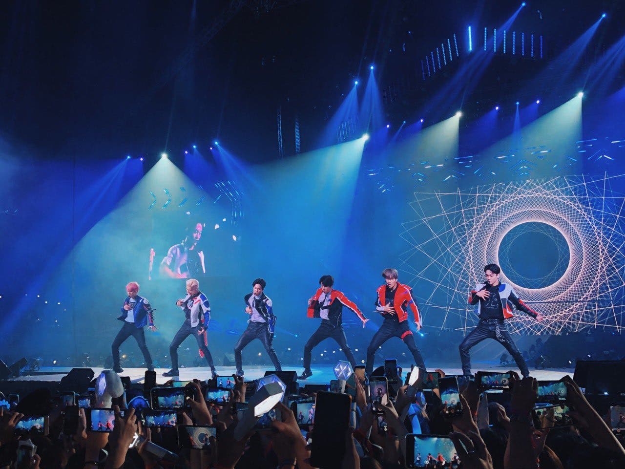 WATCH EXO 5 The EXplOration Manila Concert Starmometer