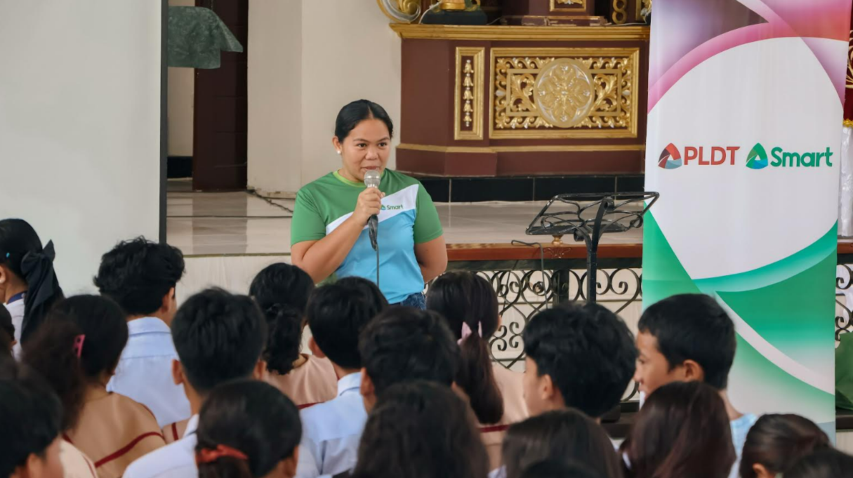 Tacloban Learners and Educators Champion Safer, More Resilient Schools