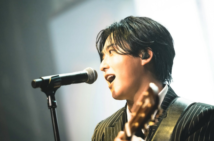 Takase Toya Connects with Filipino Fans in First-Ever Manila Concert, Promises to Return in 2027
